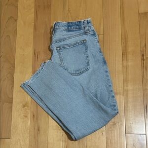 Abercrombie & Fitch High Rise Mom Jeans
